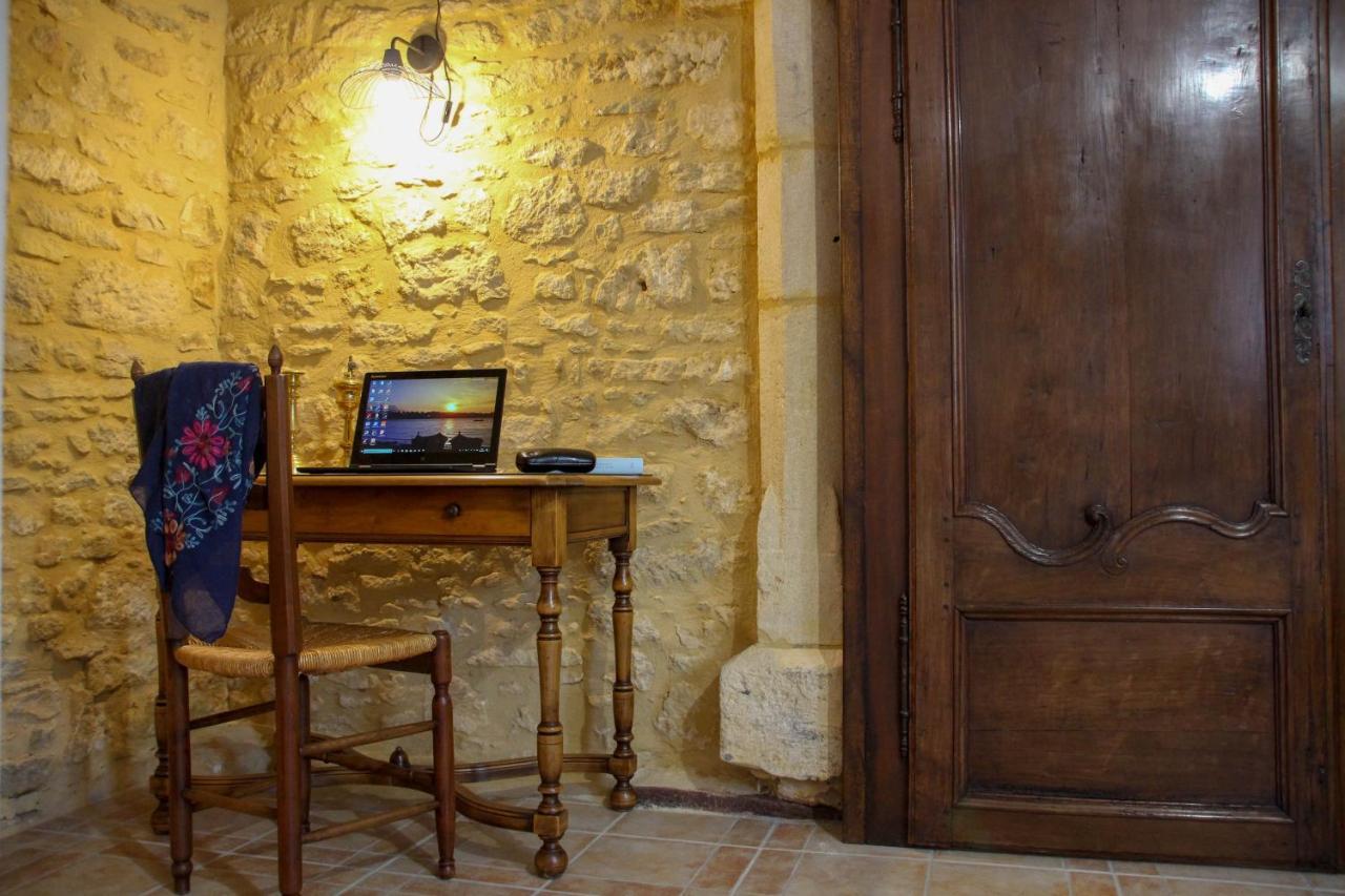 Aux Bories De Marquay, D'hotes Avec Piscine Et Pres De Sarlat *